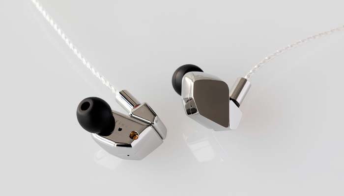 Buy in-ear headphones Final Audio A8000 Silver in Dubai, Price
